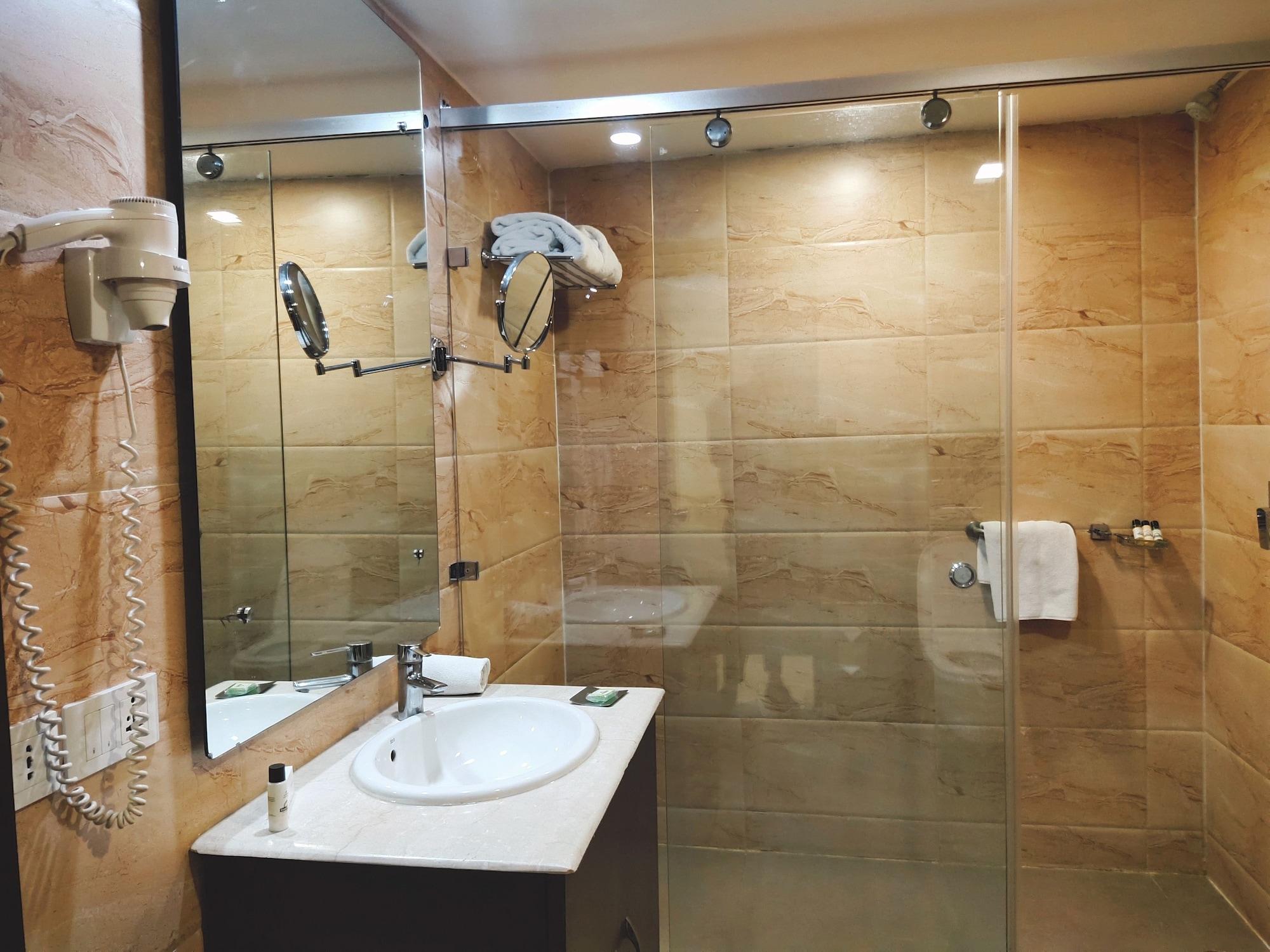 Days Hotel By Wyndham, Dźalandhar Zewnętrze zdjęcie